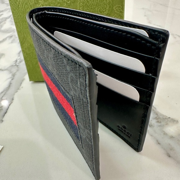 Gucci GG Supreme Web Bifold Wallet - Picture 3 of 9